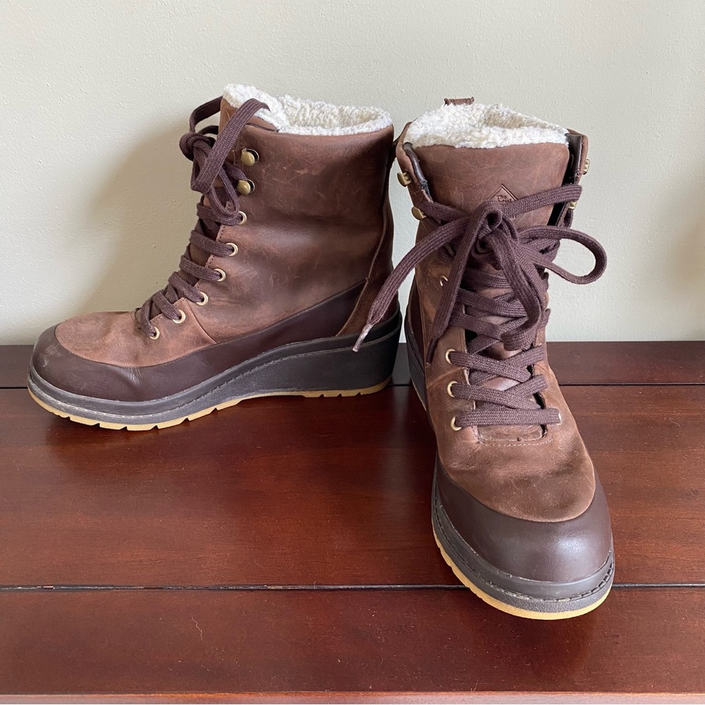 Women's Brown Lace-Up Sherpa-Trim Winter Ankle Boots